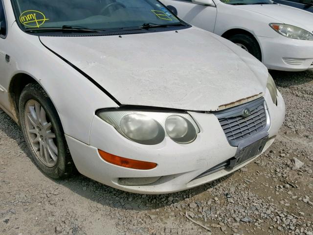 2C3HE66G92H153460 - 2002 CHRYSLER 300M WHITE photo 9