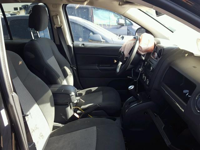 1C4NJCBA7DD187570 - 2013 JEEP COMPASS SP 绿色 照片 5