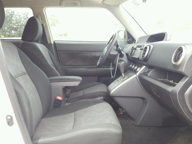 JTLZE4FE3EJ049752 - 2014 TOYOTA SCION XB 白色 照片 5