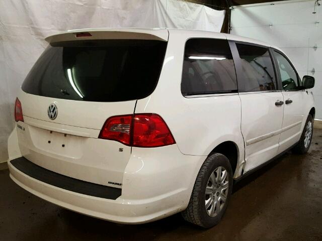 2V8HW44139R558976 - 2009 VOLKSWAGEN ROUTAN S WHITE photo 4