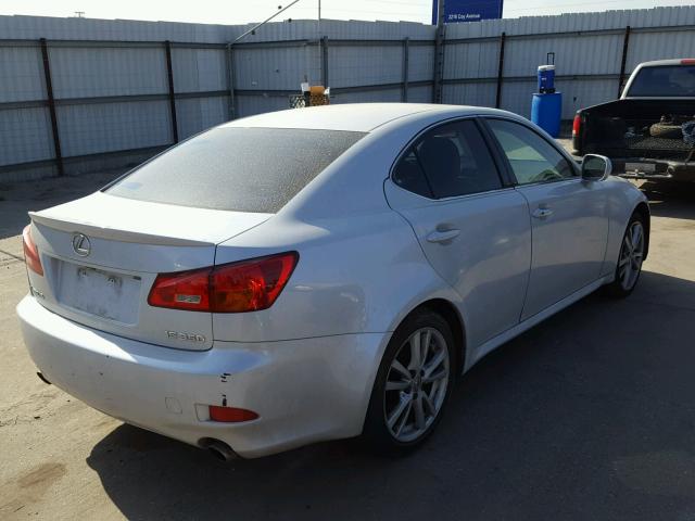 JTHBE262665011058 - 2006 LEXUS IS 350 WHITE photo 4