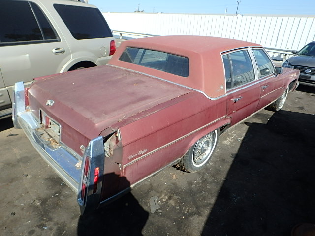 1G6AB69N4B9242971 - 1981 CADILLAC FLEETWOOD RED photo 4