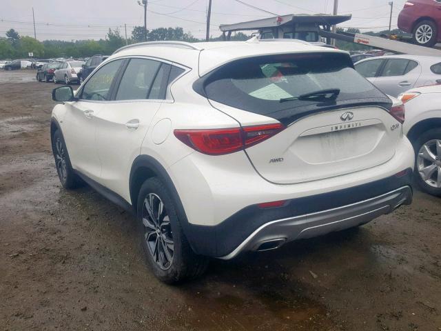 SJKCH5CR3JA057394 - 2018 INFINITI QX30 BASE WHITE photo 3