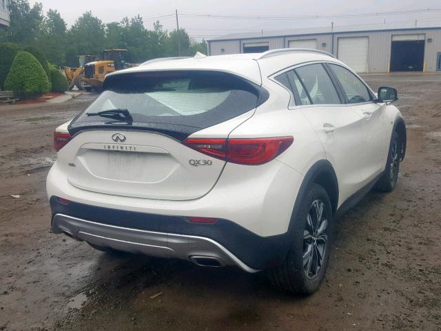 SJKCH5CR3JA057394 - 2018 INFINITI QX30 BASE WHITE photo 4