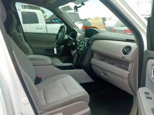 5FNYF3H23EB026898 - 2014 HONDA PILOT LX WHITE photo 5