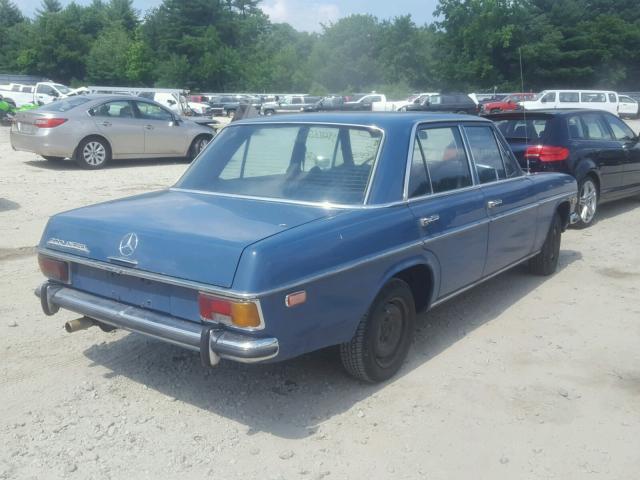 11511010288821 - 1973 MERCEDES-BENZ 220 DIESEL BLUE photo 4