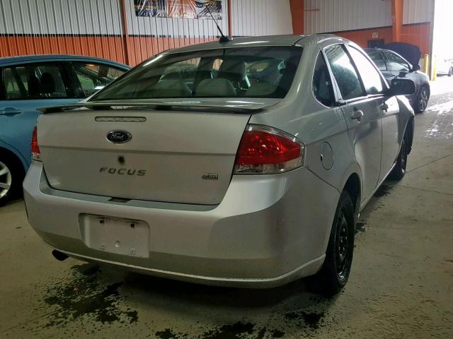 1FAHP36N39W132866 - 2009 FORD FOCUS SES SILVER photo 4