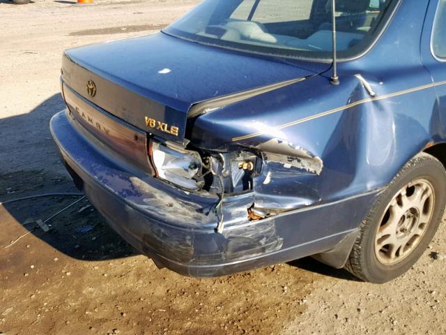 4T1GK13E2RU026624 - 1994 TOYOTA CAMRY XLE BLUE photo 9