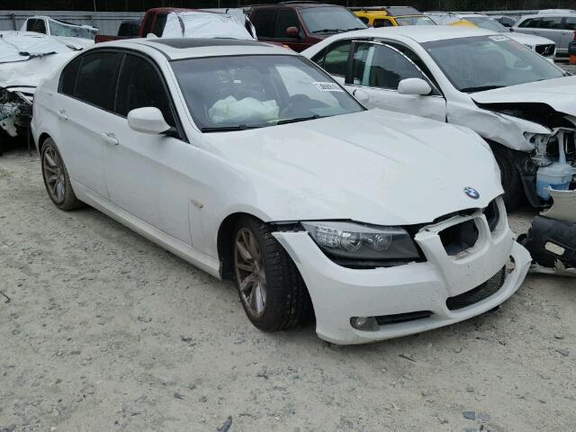 WBAPH53529A435859 - 2009 BMW 328 I SULE WHITE photo 1