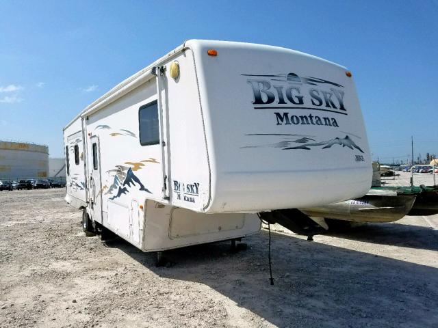 4YDF3282114055552 - 2001 KEYSTONE MONTANA WHITE photo 1