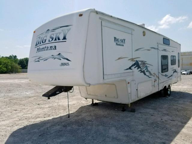 4YDF3282114055552 - 2001 KEYSTONE MONTANA WHITE photo 2