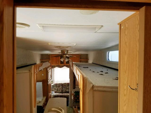 4YDF3282114055552 - 2001 KEYSTONE MONTANA WHITE photo 8