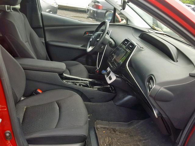 JTDKARFP5H3038719 - 2017 TOYOTA PRIUS PRIM 红色 照片 5