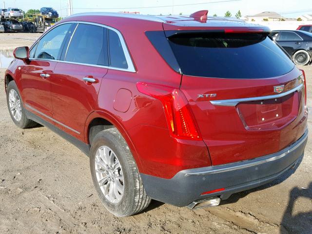 1GYKNBRS1HZ130929 - 2017 CADILLAC XT5 LUXURY RED photo 3