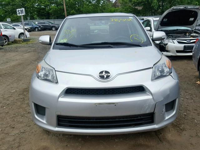 JTKKUPB48E1042643 - 2014 TOYOTA SCION XD SILVER photo 9