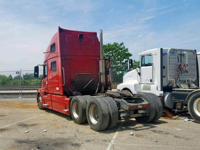 4V4NC9GHX7N453489 - 2007 VOLVO VN VNL RED photo 3