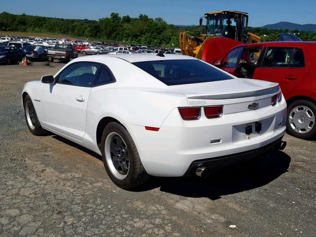 2G1FA1E38D9209796 - 2013 CHEVROLET CAMARO LS WHITE photo 3