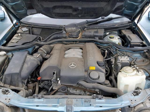 WDBJF65J02B438479 - 2002 MERCEDES-BENZ E 320 BLUE photo 7