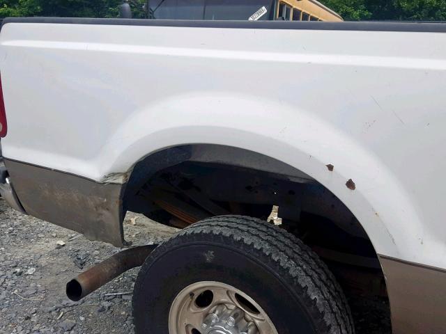 1FTSW31P54EB07168 - 2004 FORD F350 SRW S WHITE photo 9