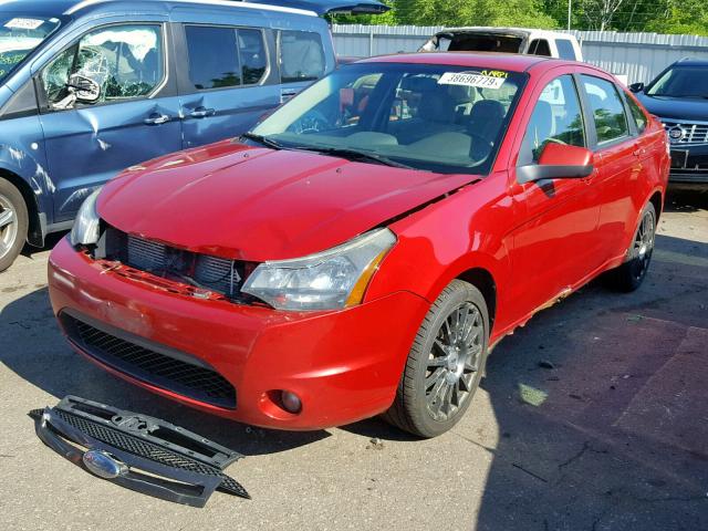 1FAHP3GN6AW156307 - 2010 FORD FOCUS SES RED photo 2