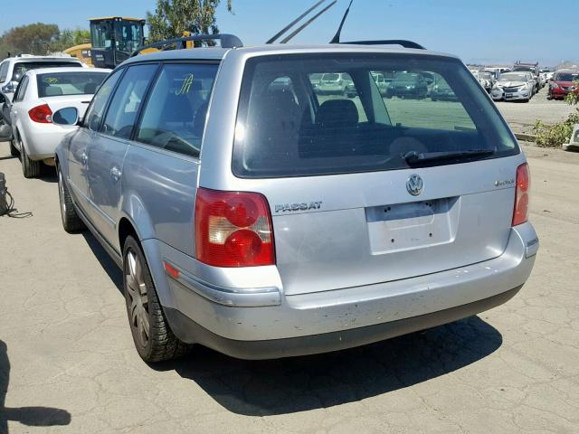 WVWDD63B85E139695 - 2005 VOLKSWAGEN PASSAT GLS SILVER photo 3