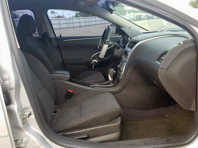 1G1ZC5E04CF231076 - 2012 CHEVROLET MALIBU 1LT 银色 照片 5