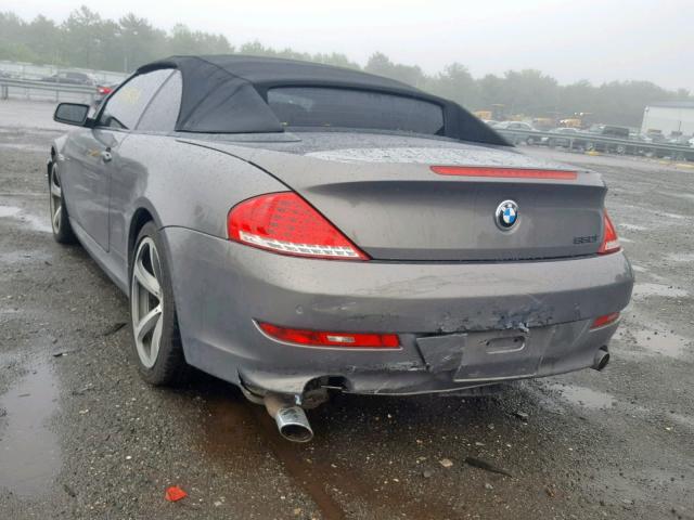 WBAEB535X8CX63607 - 2008 BMW 650 I GRAY photo 3