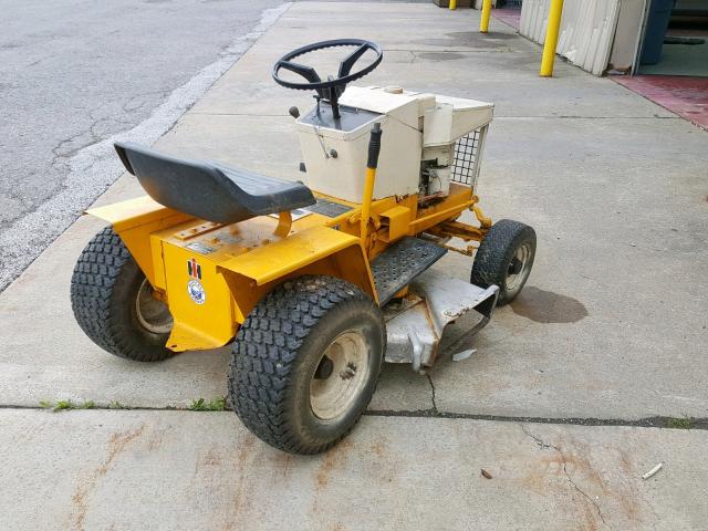 0350003U033828 - 1981 CUB CADET YELLOW photo 4