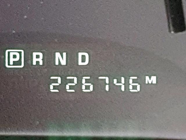 2A8GF78406R753953 - 2006 CHRYSLER PACIFICA L GREEN photo 8