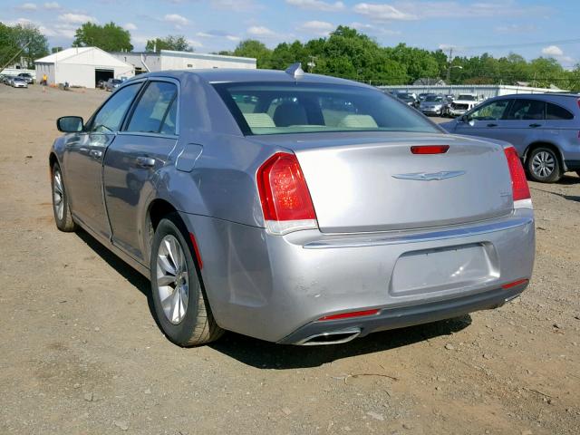 2C3CCAAG3FH796709 - 2015 CHRYSLER 300 LIMITE SILVER photo 3