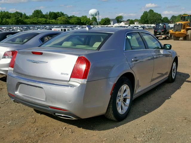 2C3CCAAG3FH796709 - 2015 CHRYSLER 300 LIMITE SILVER photo 4