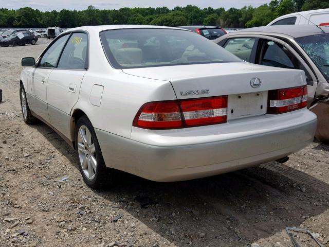 JT8BF28G5Y5083748 - 2000 LEXUS ES 300 WHITE photo 3