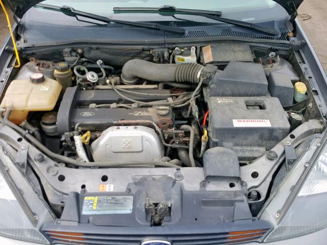 3FAFP31373R133347 - 2003 FORD FOCUS ZX3 GRAY photo 7