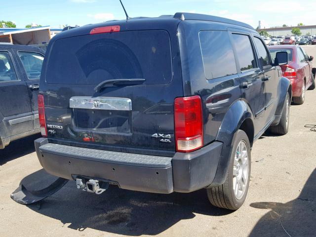 1D8GU58647W687971 - 2007 DODGE NITRO R/T BLACK photo 4