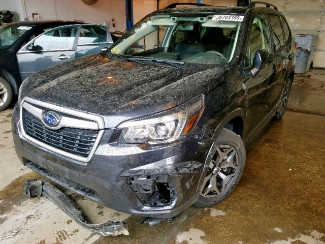 JF2SKAGC9KH444847 - 2019 SUBARU FORESTER P GRAY photo 2