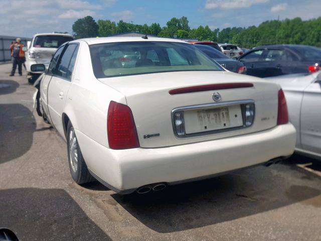 1G6KD54Y45U206371 - 2005 CADILLAC DEVILLE WHITE photo 3