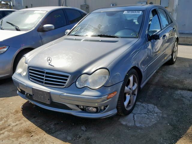 WDBRF40J35F623265 - 2005 MERCEDES-BENZ C 230K SPO BLUE photo 2