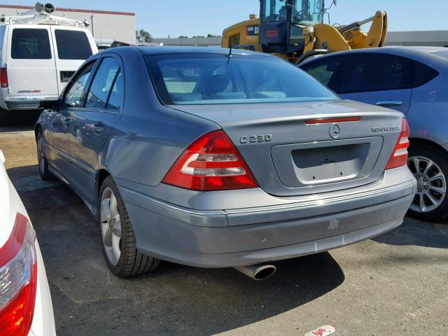 WDBRF40J35F623265 - 2005 MERCEDES-BENZ C 230K SPO BLUE photo 3