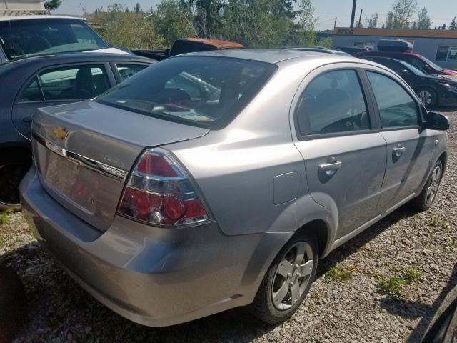 KL1TD55687B096297 - 2007 CHEVROLET AVEO BASE SILVER photo 4