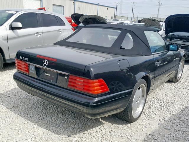 WDBFA63F8VF148717 - 1997 MERCEDES-BENZ SL 320 BLACK photo 4