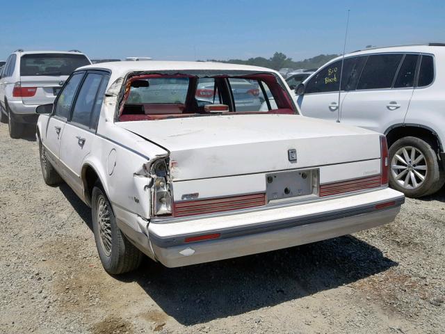 1G3CW54C6K1317484 - 1989 OLDSMOBILE 98 REGENCY WHITE photo 3