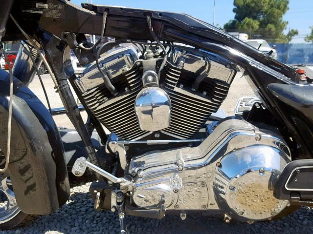 1HD1KBW146Y663283 - 2006 HARLEY-DAVIDSON FLHXI BLACK photo 7