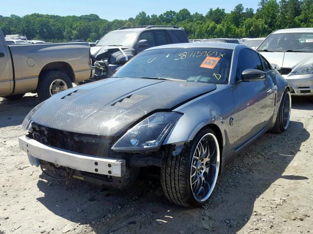 JN1AZ34D94T152939 - 2004 NISSAN 350Z COUPE GRAY photo 2