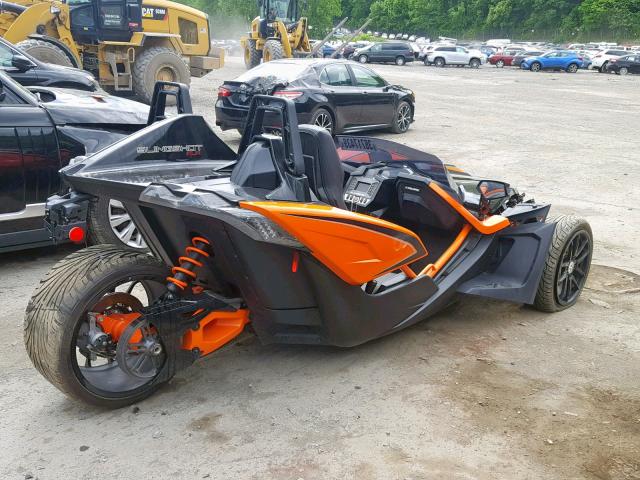 57XAARFAXH8121015 - 2017 POLARIS SLINGSHOT ORANGE photo 4