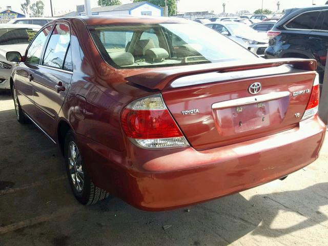 4T1BF32K45U089686 - 2005 TOYOTA CAMRY LE RED photo 3