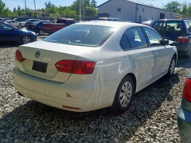 3VW2K7AJ3DM391003 - 2013 VOLKSWAGEN JETTA BASE WHITE photo 4