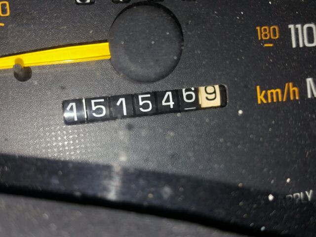 1G2WR12101F121402 - 2001 PONTIAC GRAND PRIX BLUE photo 8