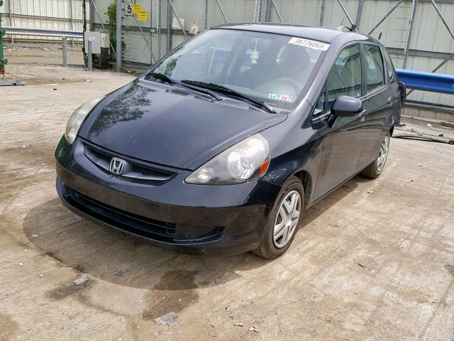 JHMGD38498S023318 - 2008 HONDA FIT BLACK photo 2