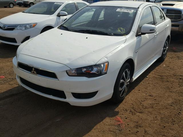 JA32U2FU6FU015069 - 2015 MITSUBISHI LANCER ES WHITE photo 2