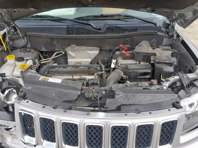 1C4NJCBA3GD567963 - 2016 JEEP COMPASS SP 银色 照片 7